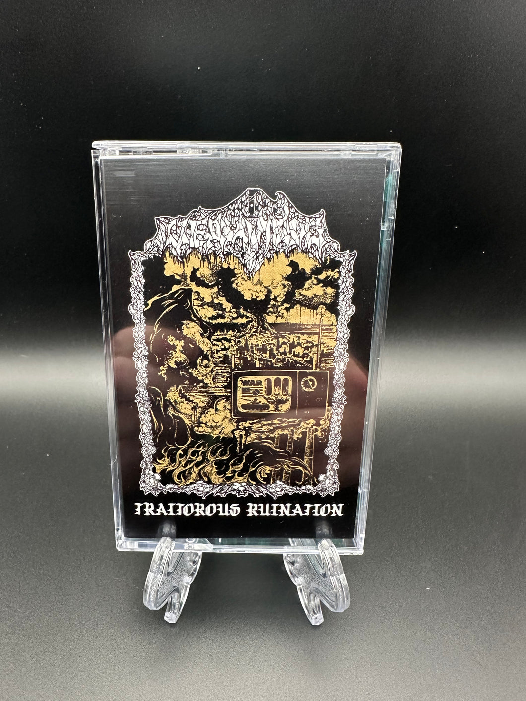 VËRMÏNDÖG: Traitorous Ruination (Cassette)